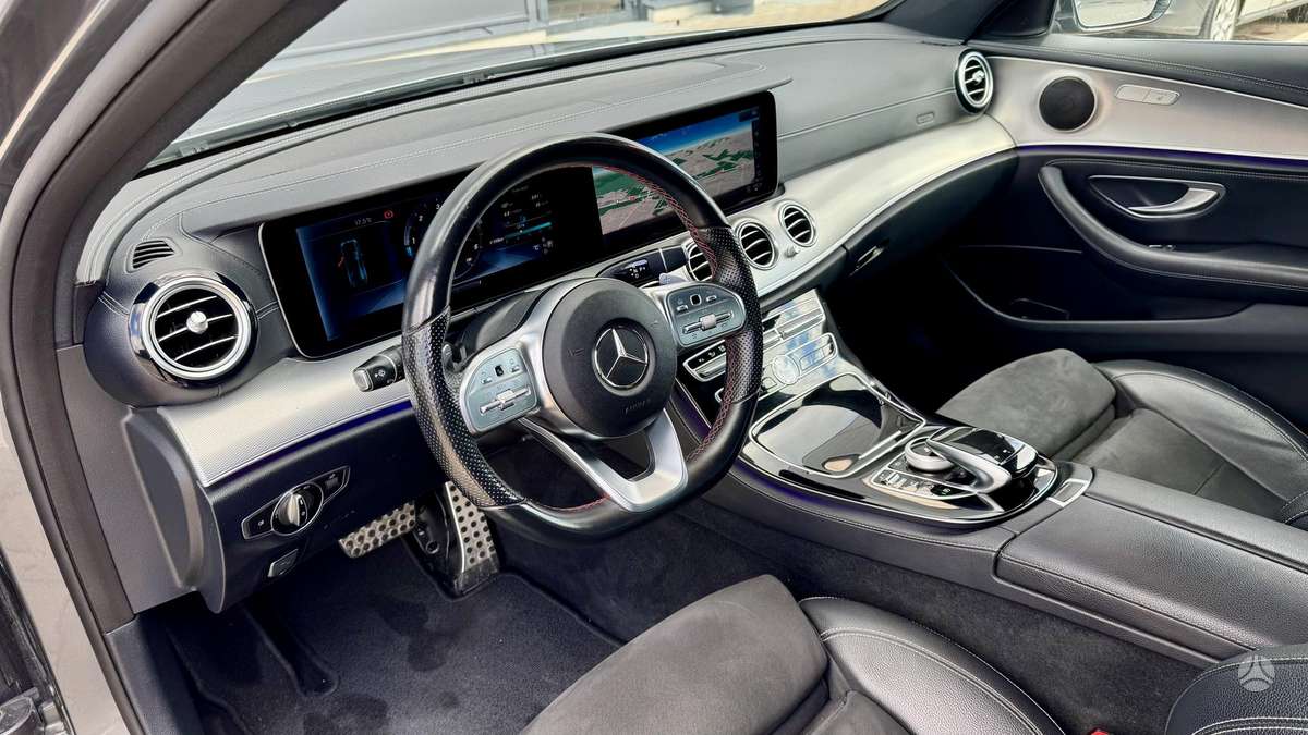 Mercedes-Benz E220, 2.0 l., Седан