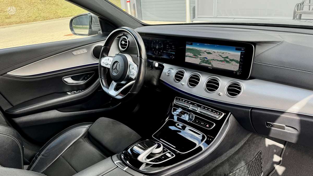 Mercedes-Benz E220, 2.0 l., Седан