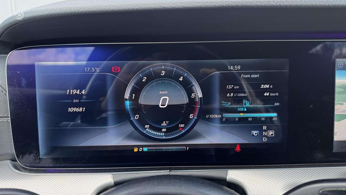 Mercedes-Benz E220, 2.0 l., Седан