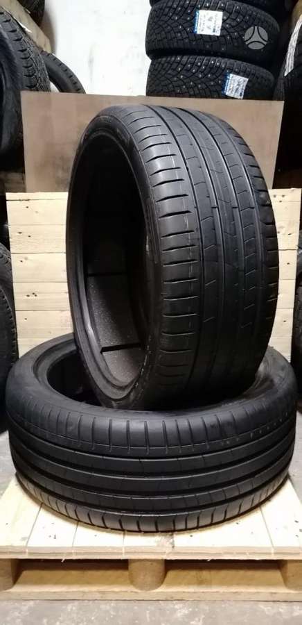 Pirelli P ZERO PZ4, vasarinės 255/40 R21