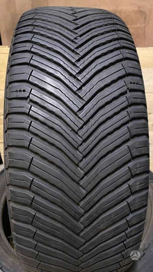 Michelin Crossclimate 2 SUV, summer 235/45 R20