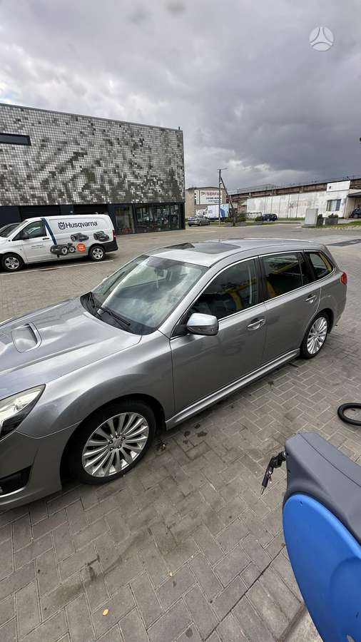 Subaru Legacy - 2