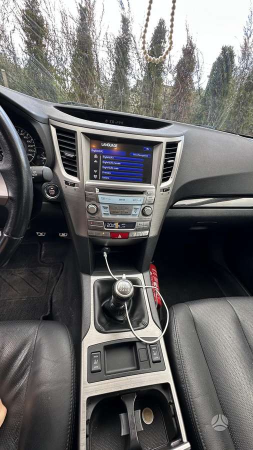 Subaru Legacy - 10