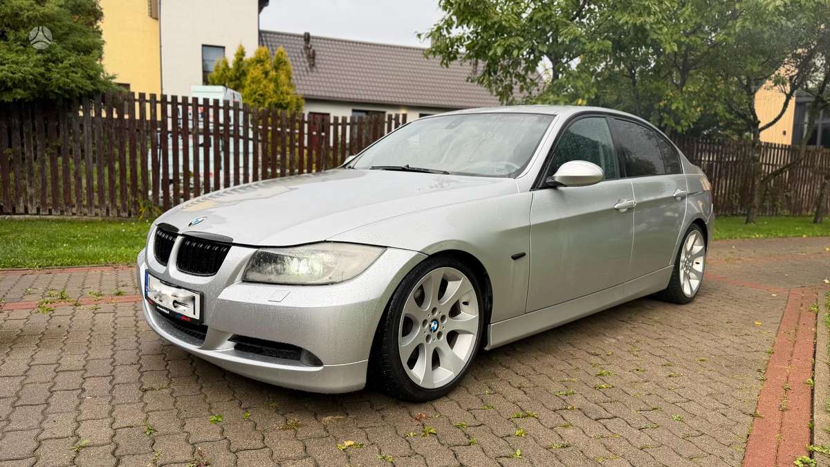 BMW 320 - 1
