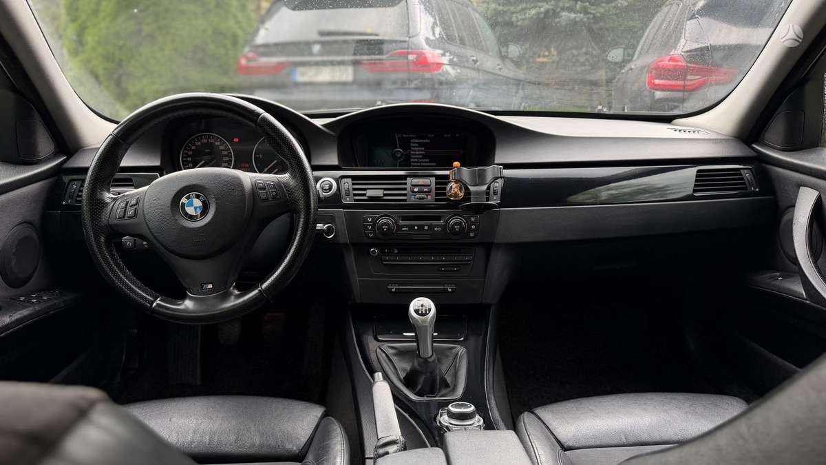 BMW 320 - 8