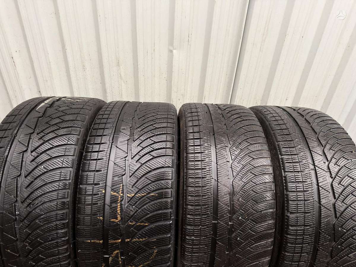 Michelin Pilot Alpin PA4, winter 235/35 R19