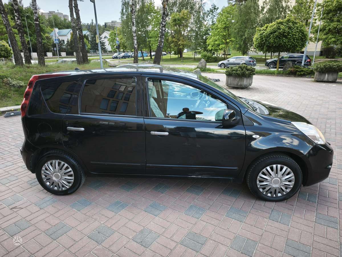 Nissan Note, 1.4 l., hatchback