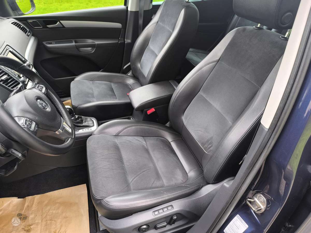 Volkswagen Sharan - 11