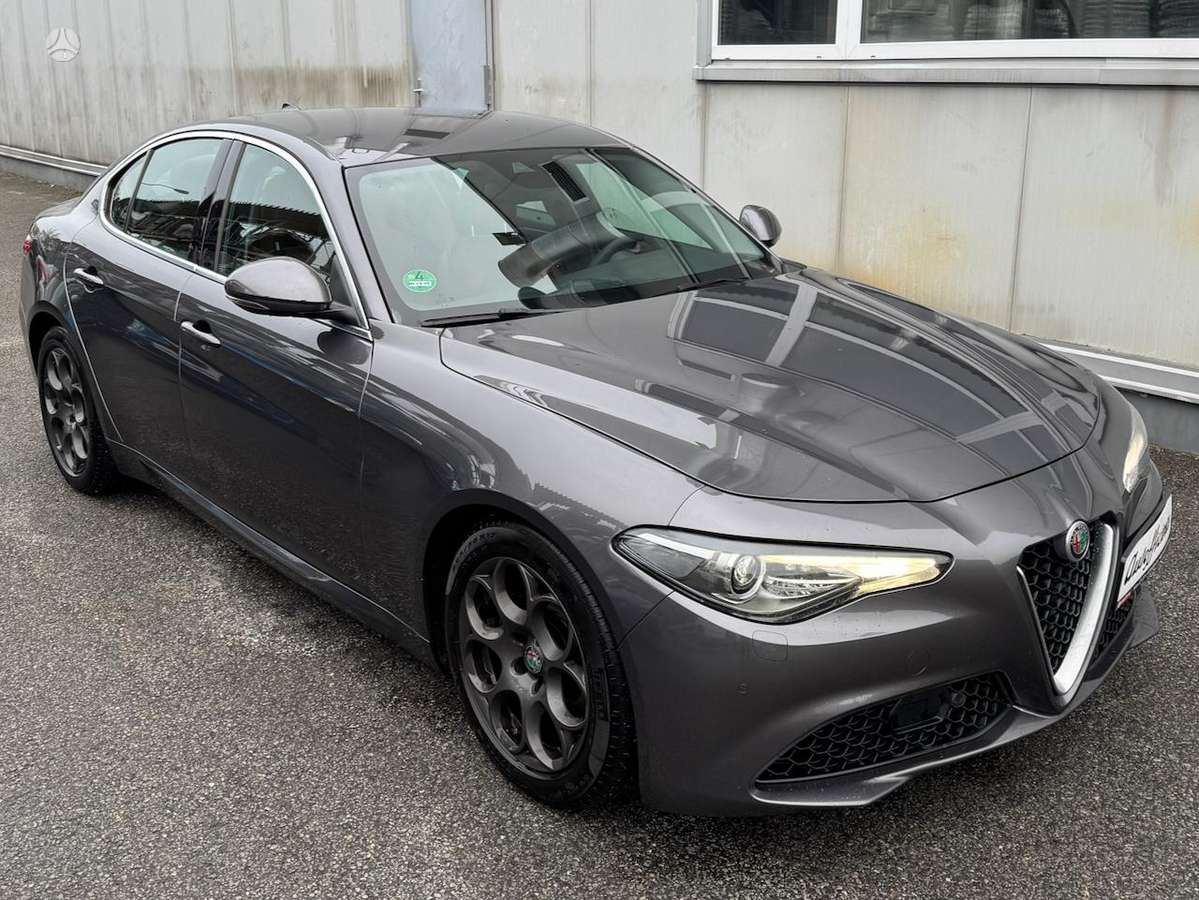 Alfa Romeo Giulia - 3