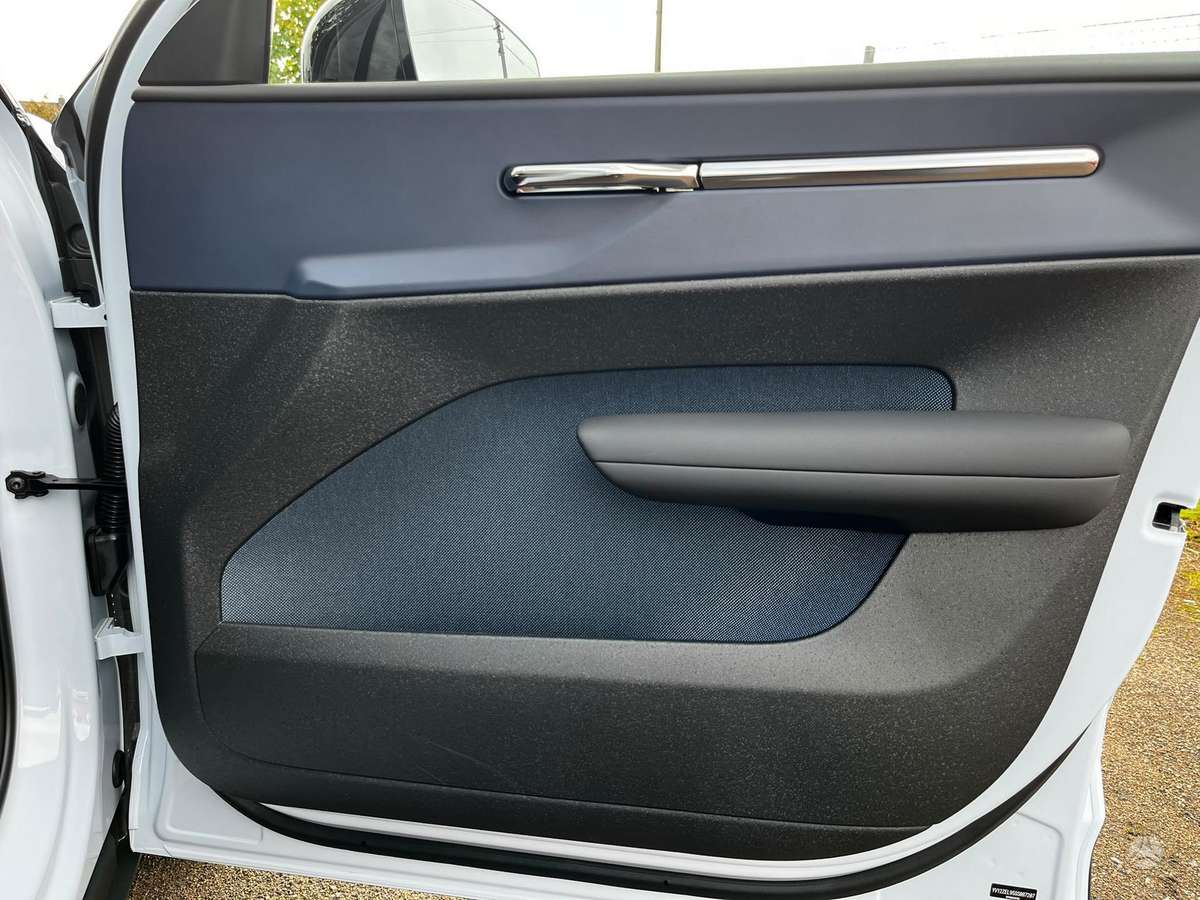 Volvo EX30 - 12