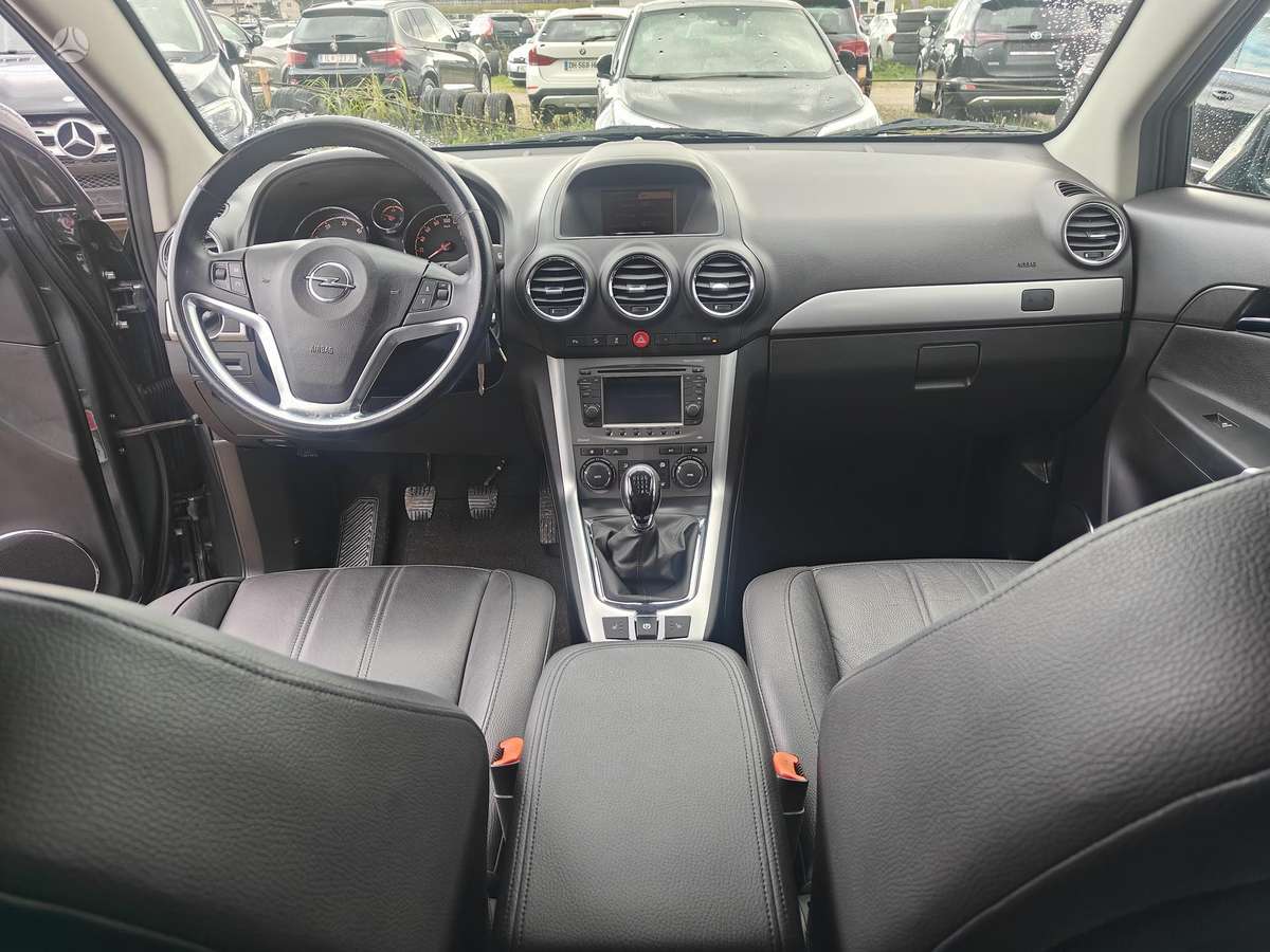 Opel Antara - 11