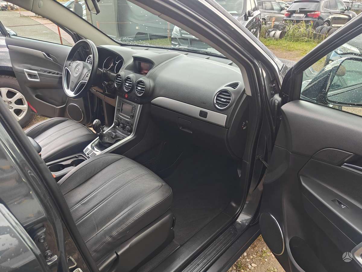 Opel Antara - 12