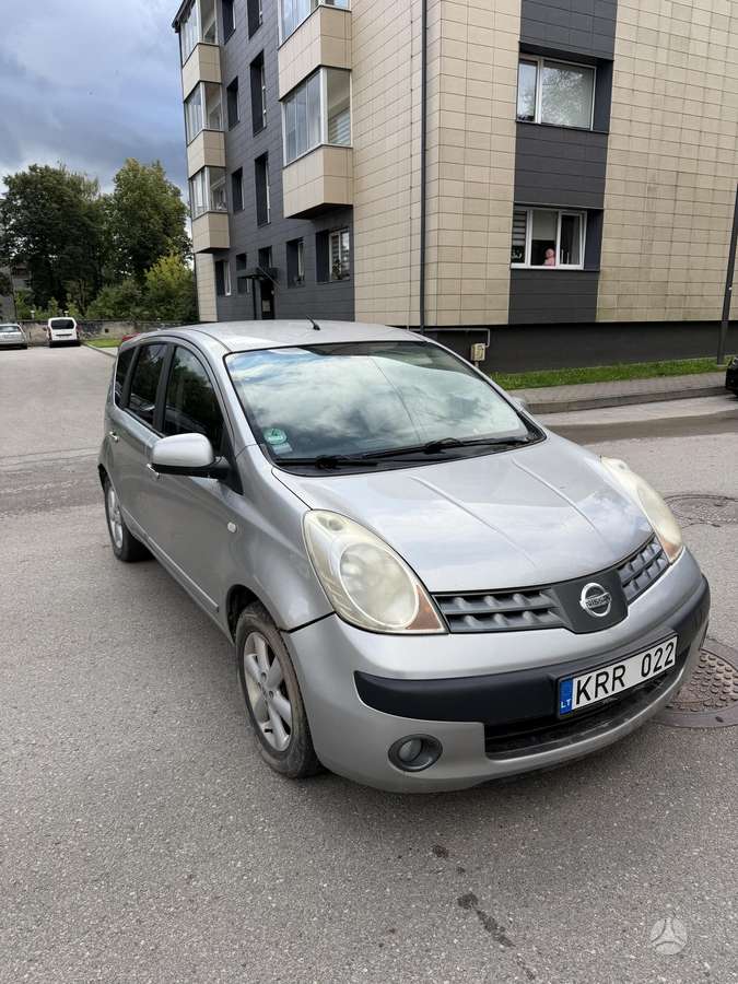 Nissan Note, 1.5 l., Хэтчбек