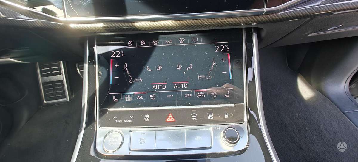 Audi Q8, 3.0 l., Внедорожник / Кроссовер