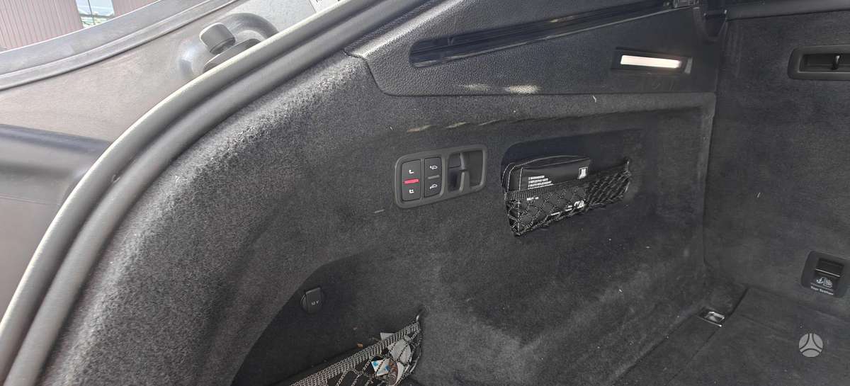 Audi Q8, 3.0 l., Внедорожник / Кроссовер