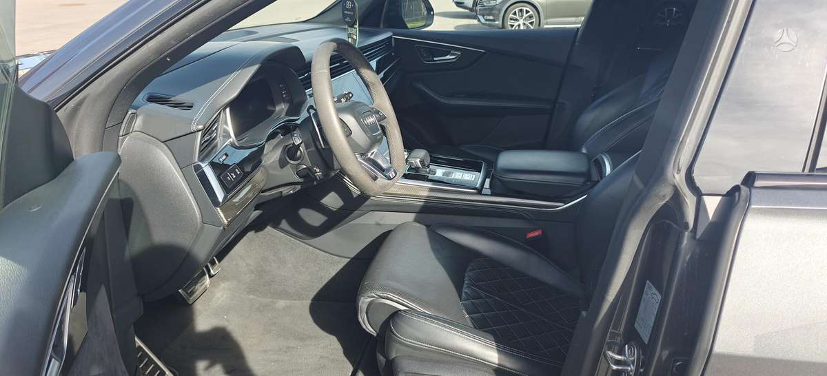 Audi Q8, 3.0 l., Внедорожник / Кроссовер