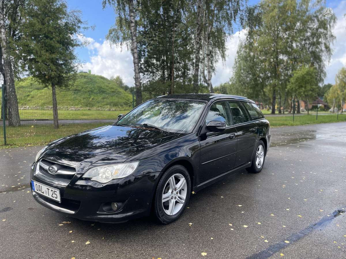Subaru Legacy - 1