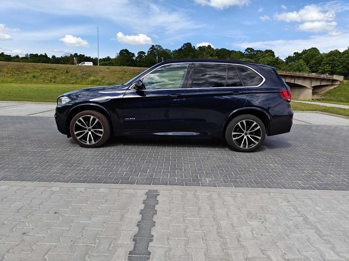 BMW X5 - 7