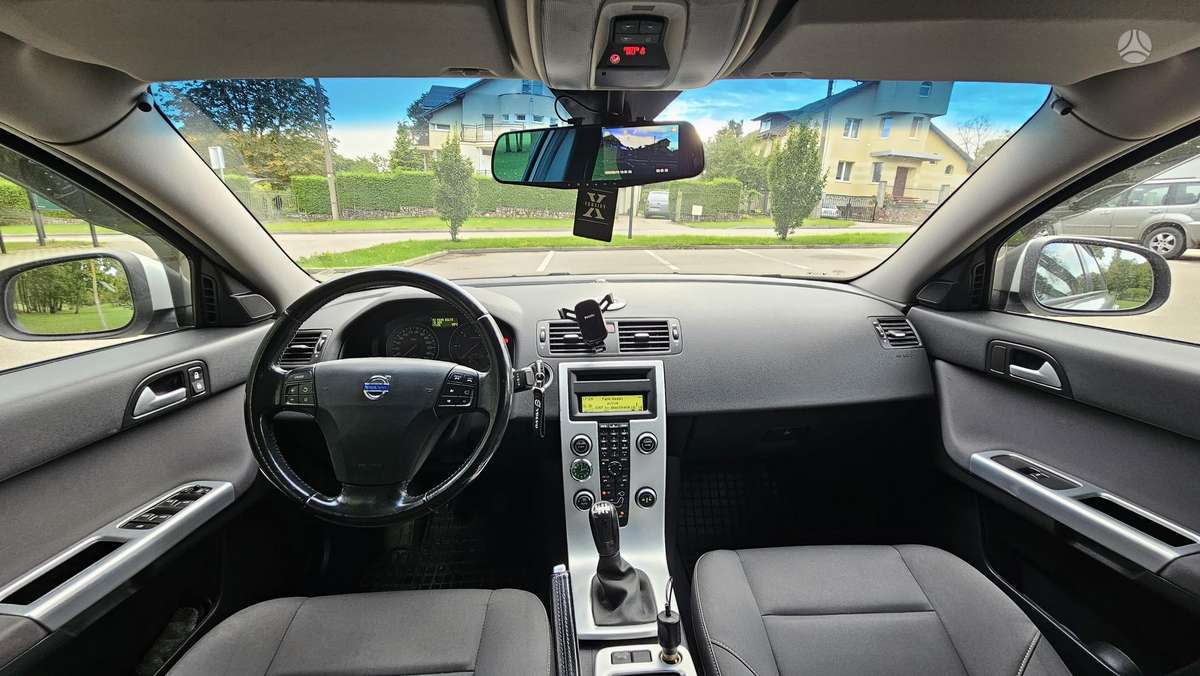 Volvo S40, 1.6 l., Седан