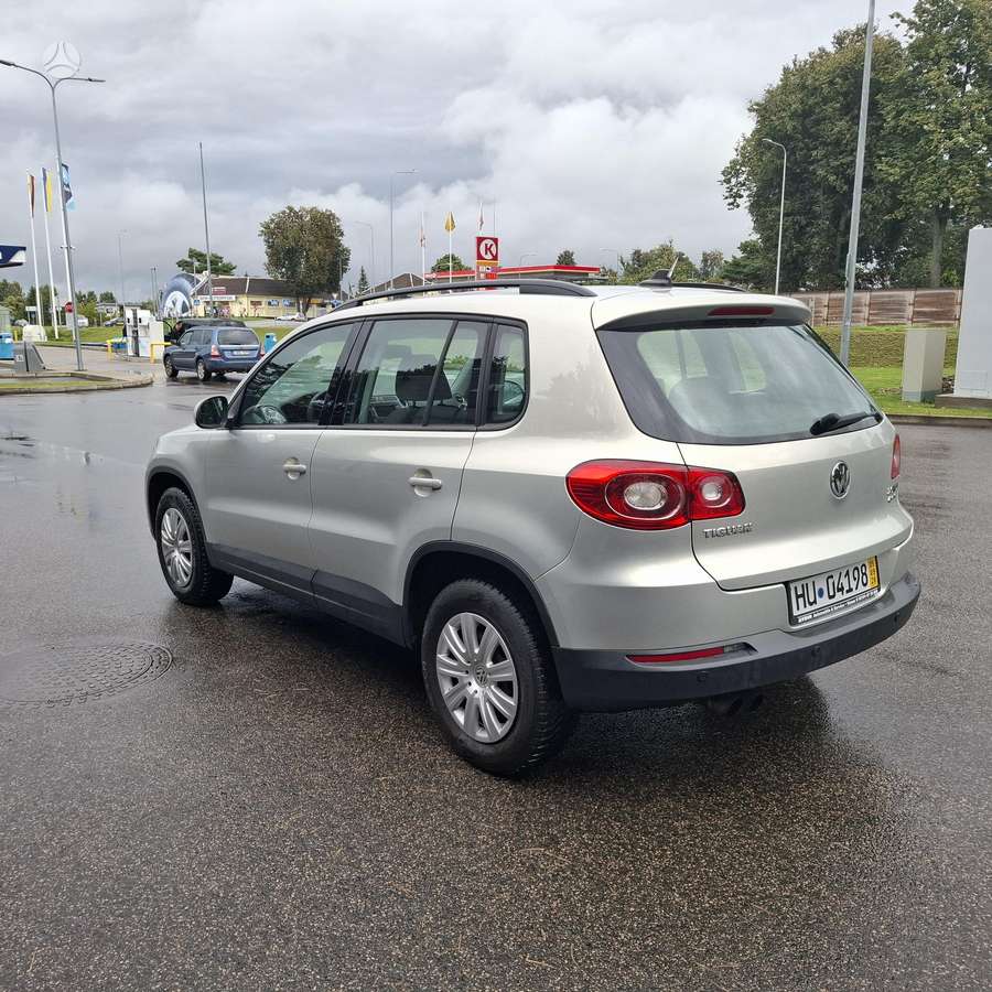 Volkswagen Tiguan - 3
