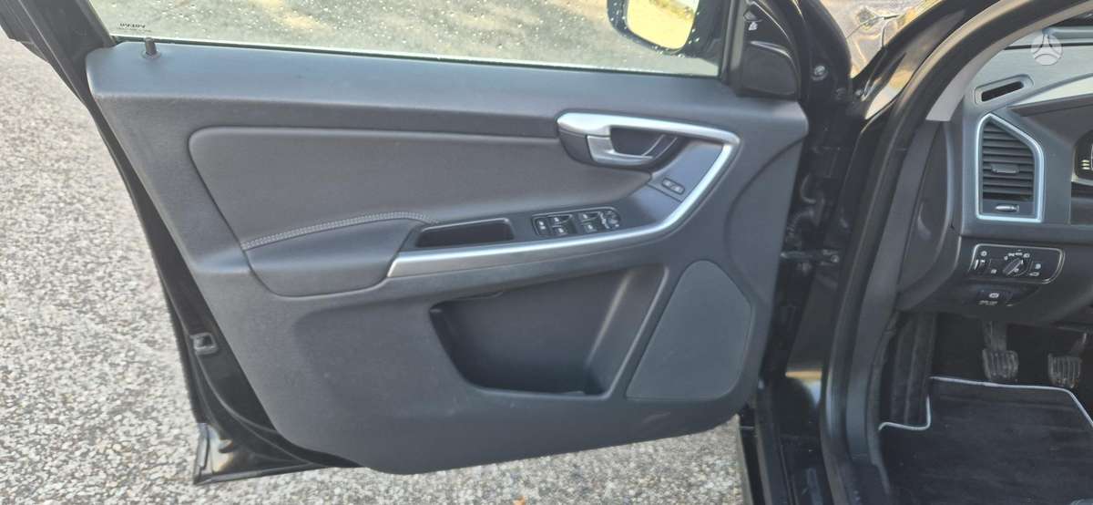 Volvo XC60 - 11