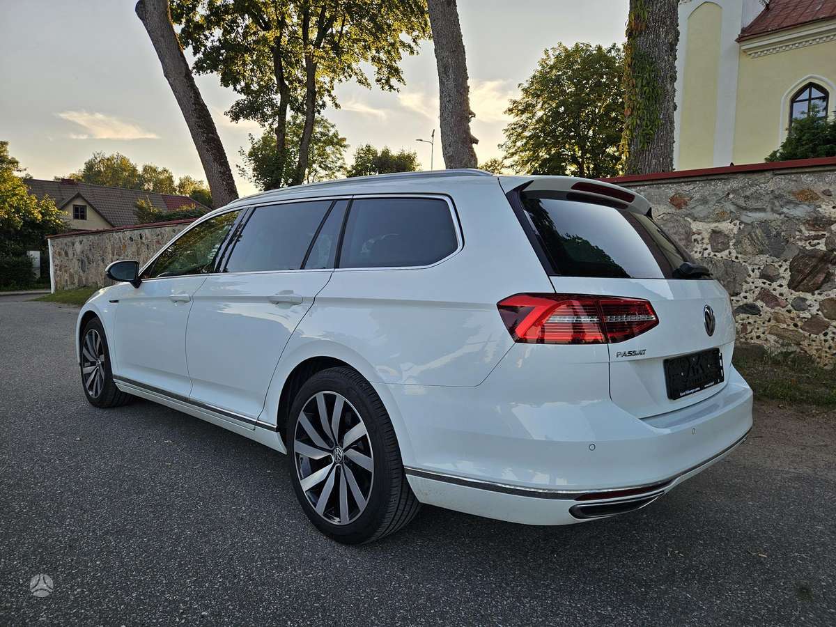 Volkswagen Passat, 2.0 l., Универсал