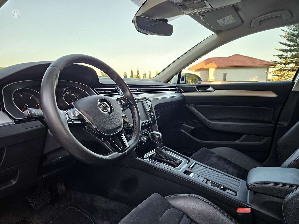 Volkswagen Passat, 2.0 l., Универсал