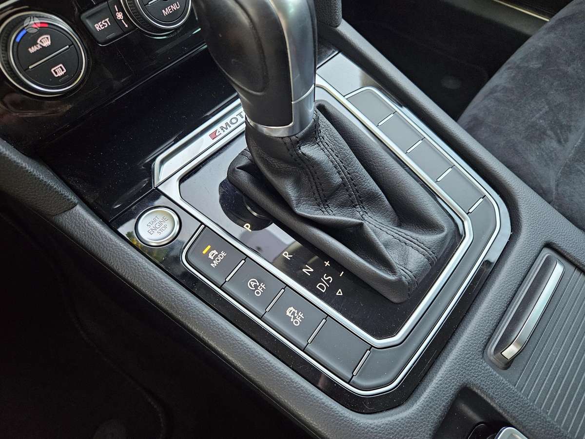 Volkswagen Passat, 2.0 l., Универсал