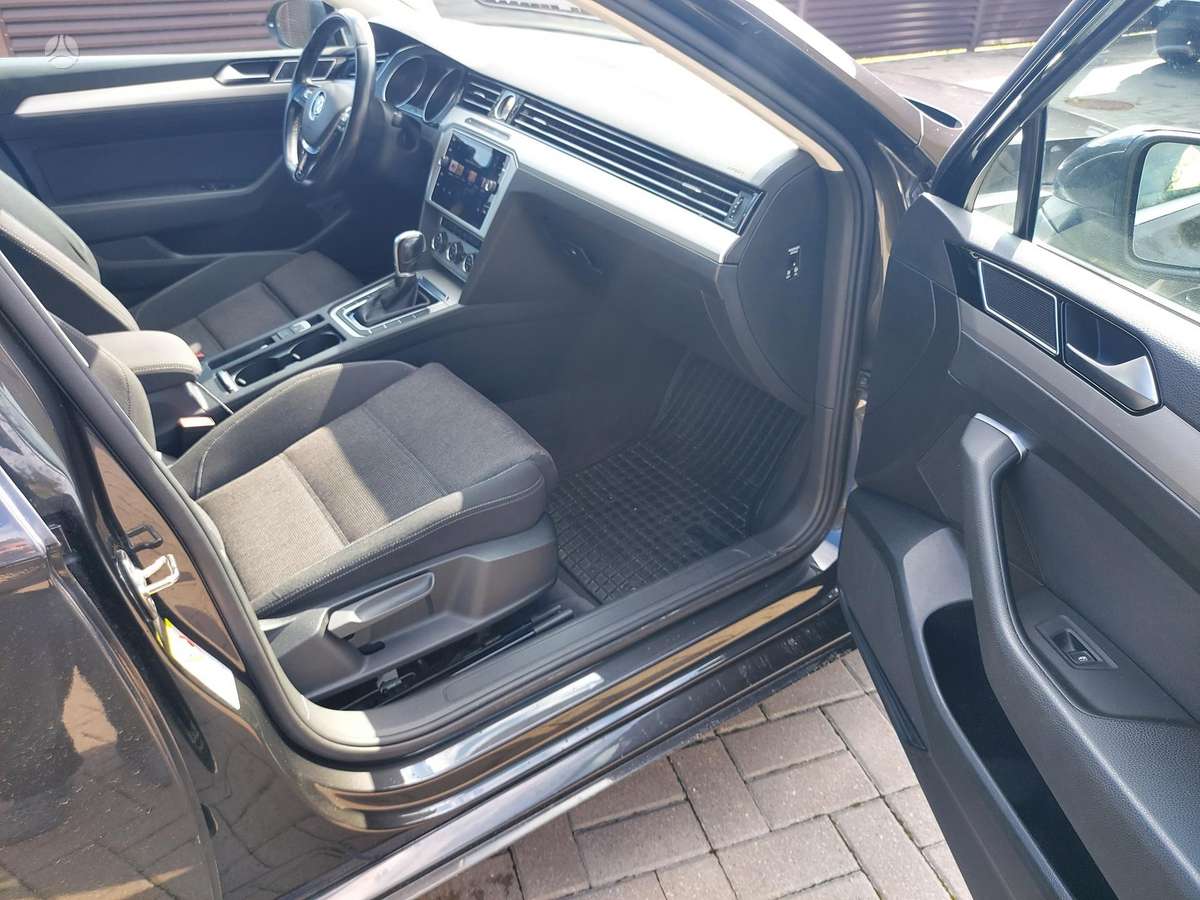 Volkswagen Passat, 2.0 l., Универсал
