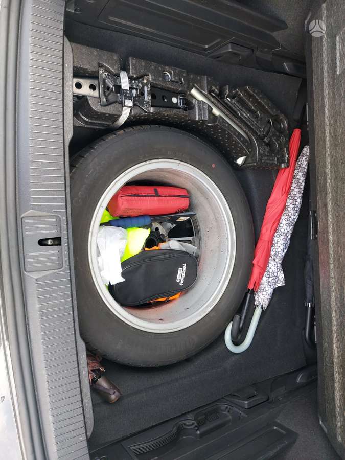 Volkswagen Passat, 2.0 l., Универсал