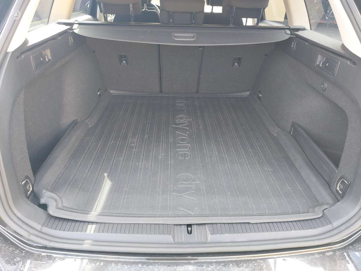 Volkswagen Passat, 2.0 l., Универсал