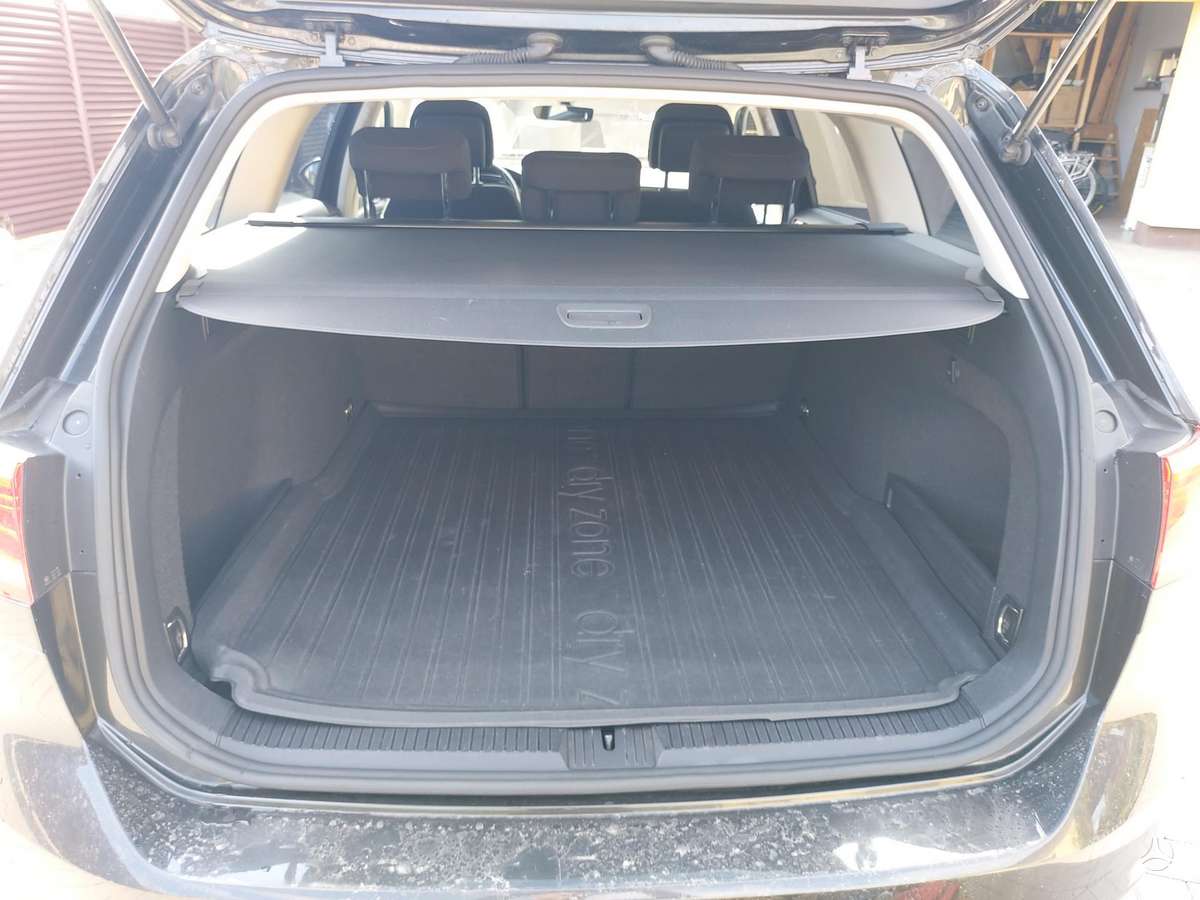 Volkswagen Passat, 2.0 l., Универсал