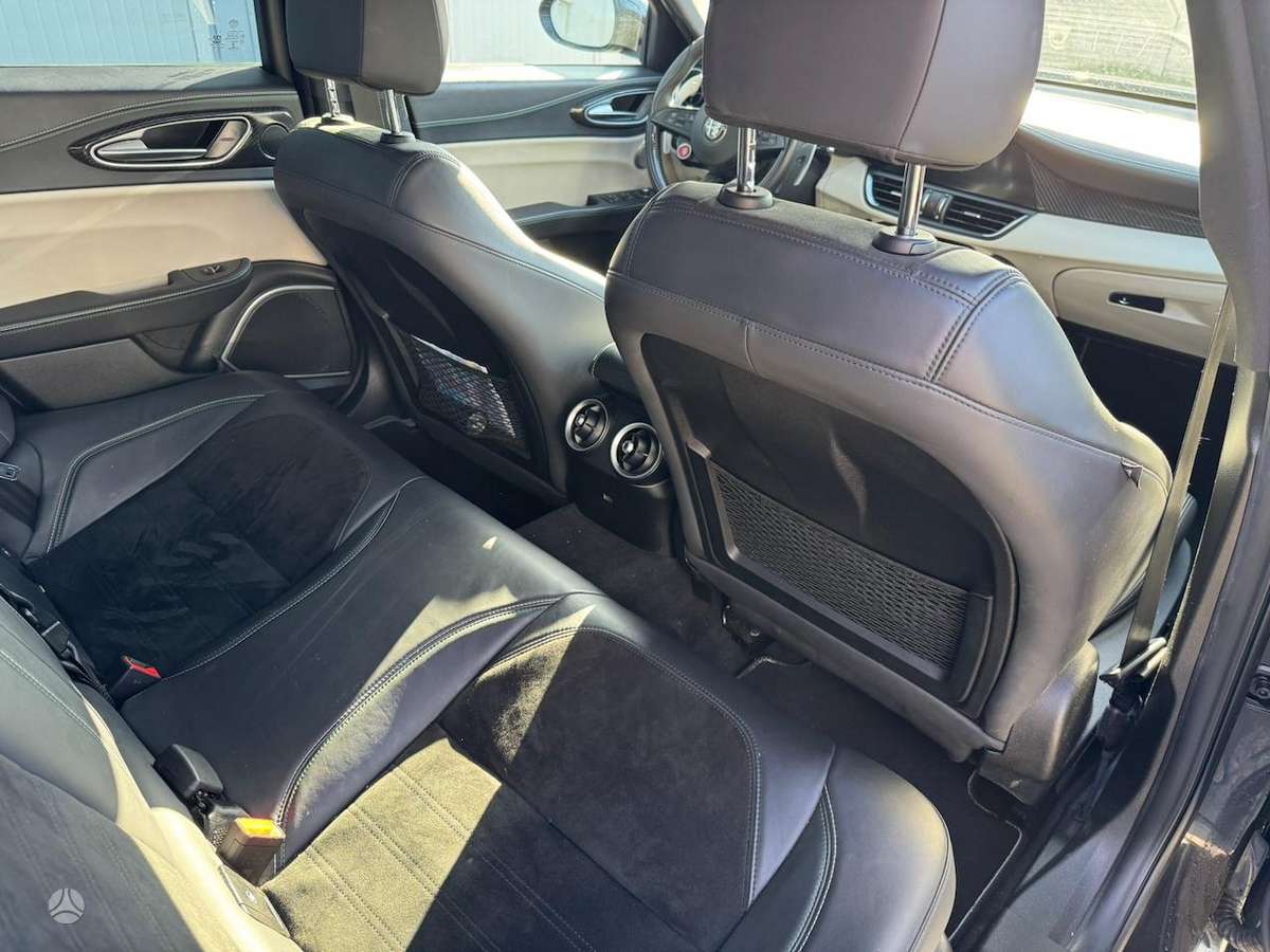 Alfa Romeo Giulia, 2.9 l., Седан