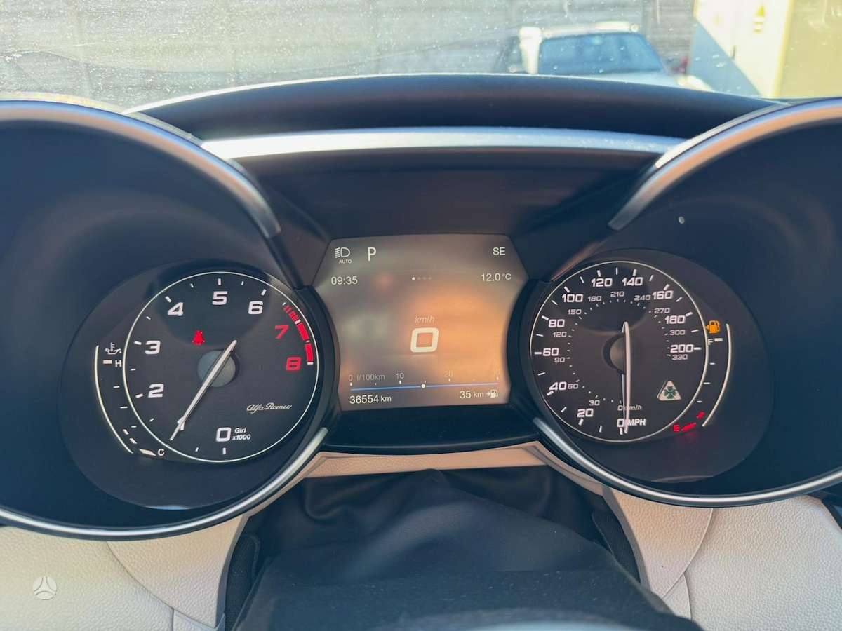 Alfa Romeo Giulia, 2.9 l., Седан