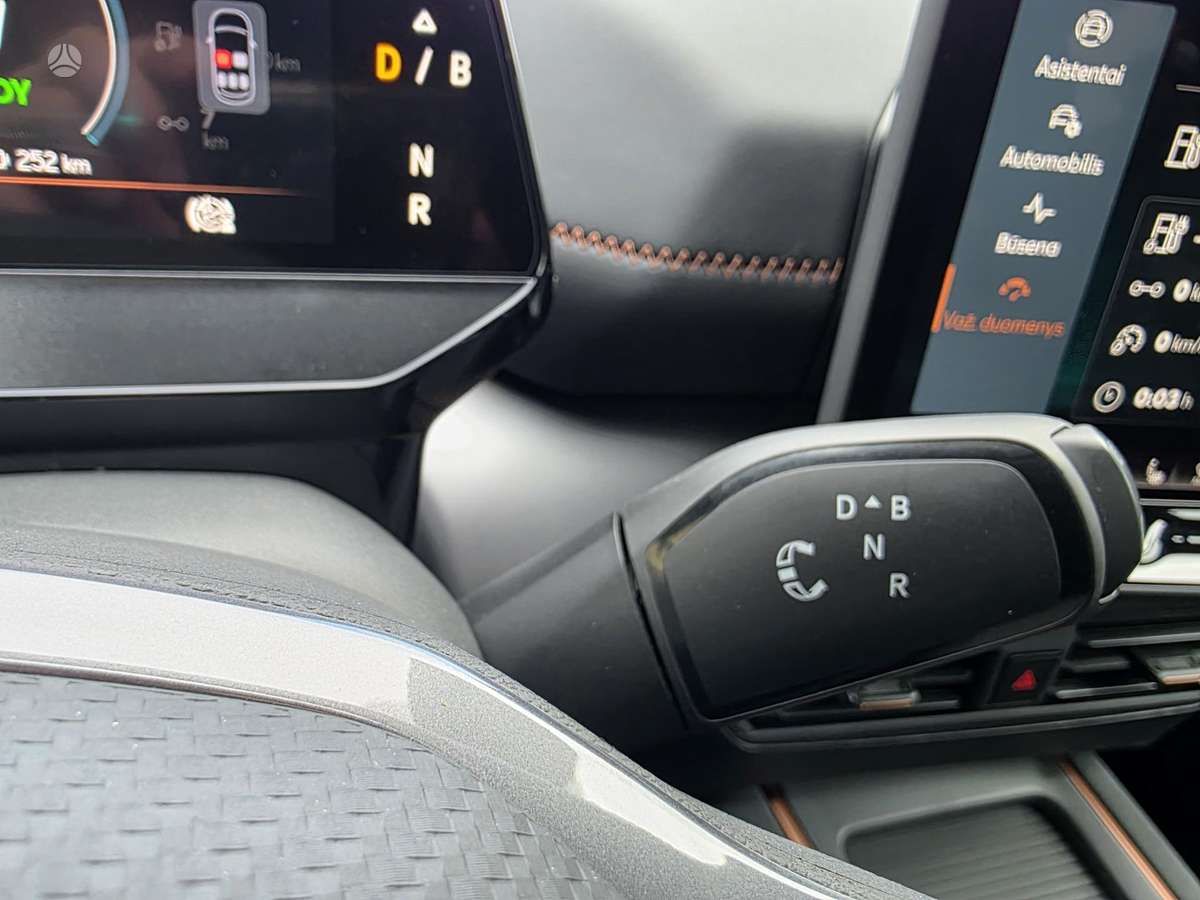 Cupra Born, 63 kWh, hatchback