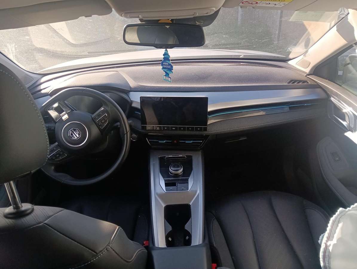 MG MG5