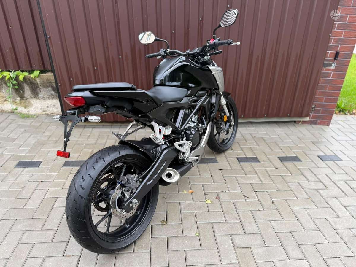 Honda CB 125cc, street / classic