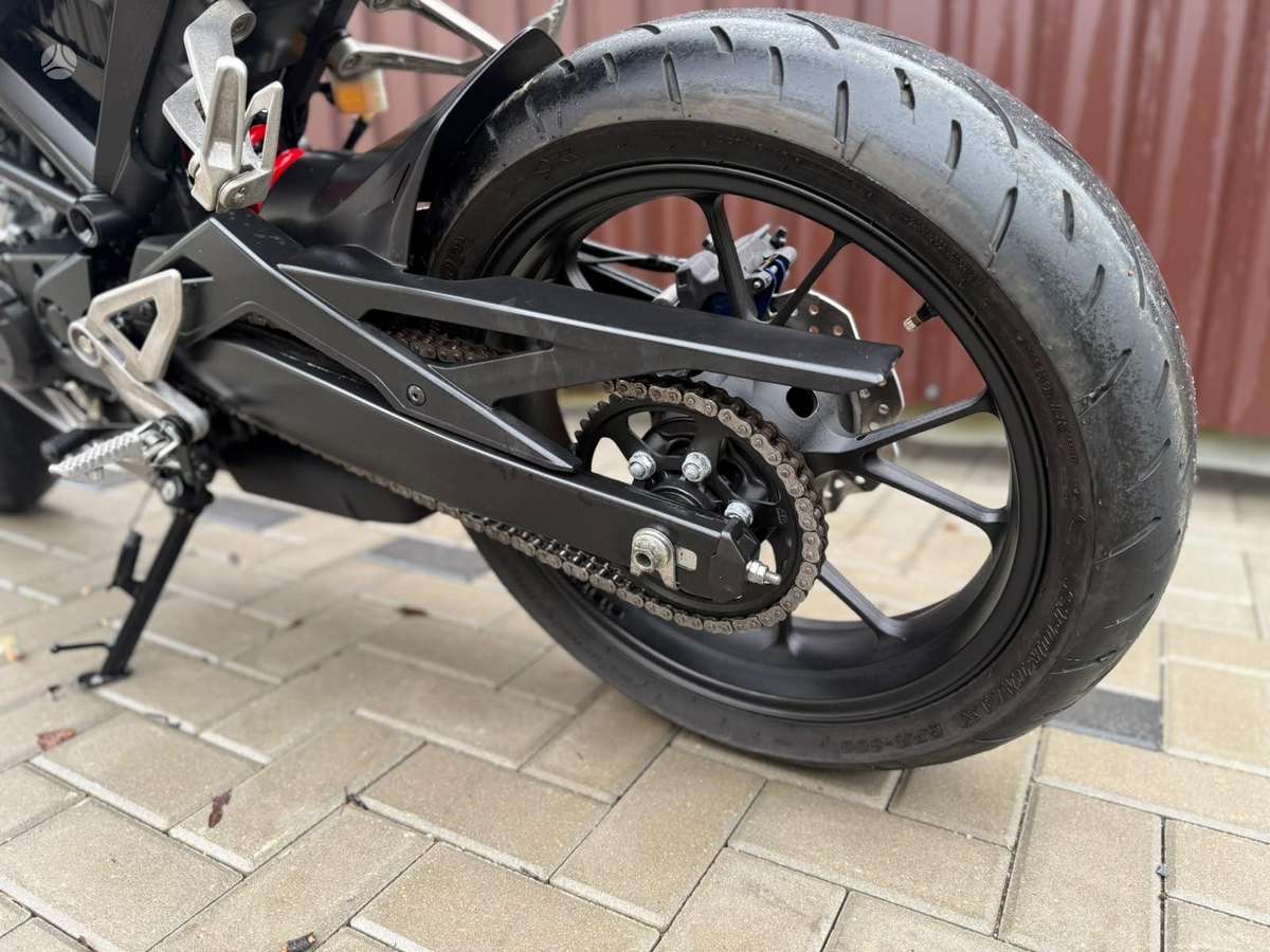 Honda CB 125cc, street / classic