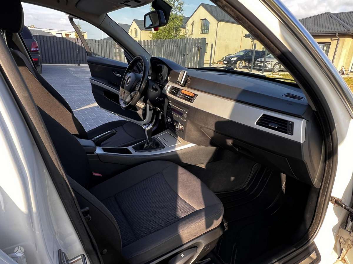 BMW 320, 2.0 l., Универсал