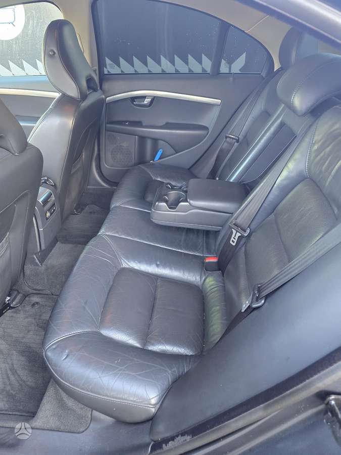 Volvo S80, saloon / sedan