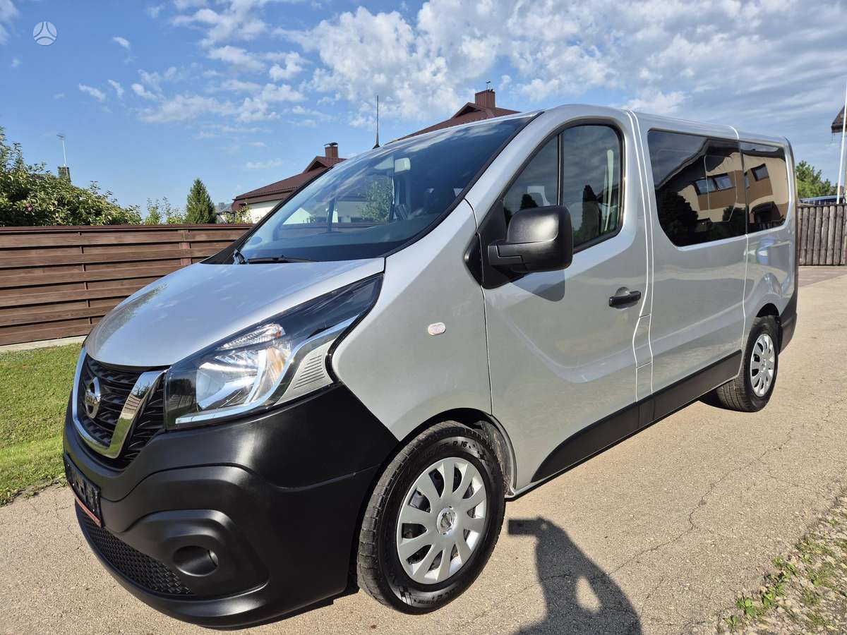 Renault Trafic - 1