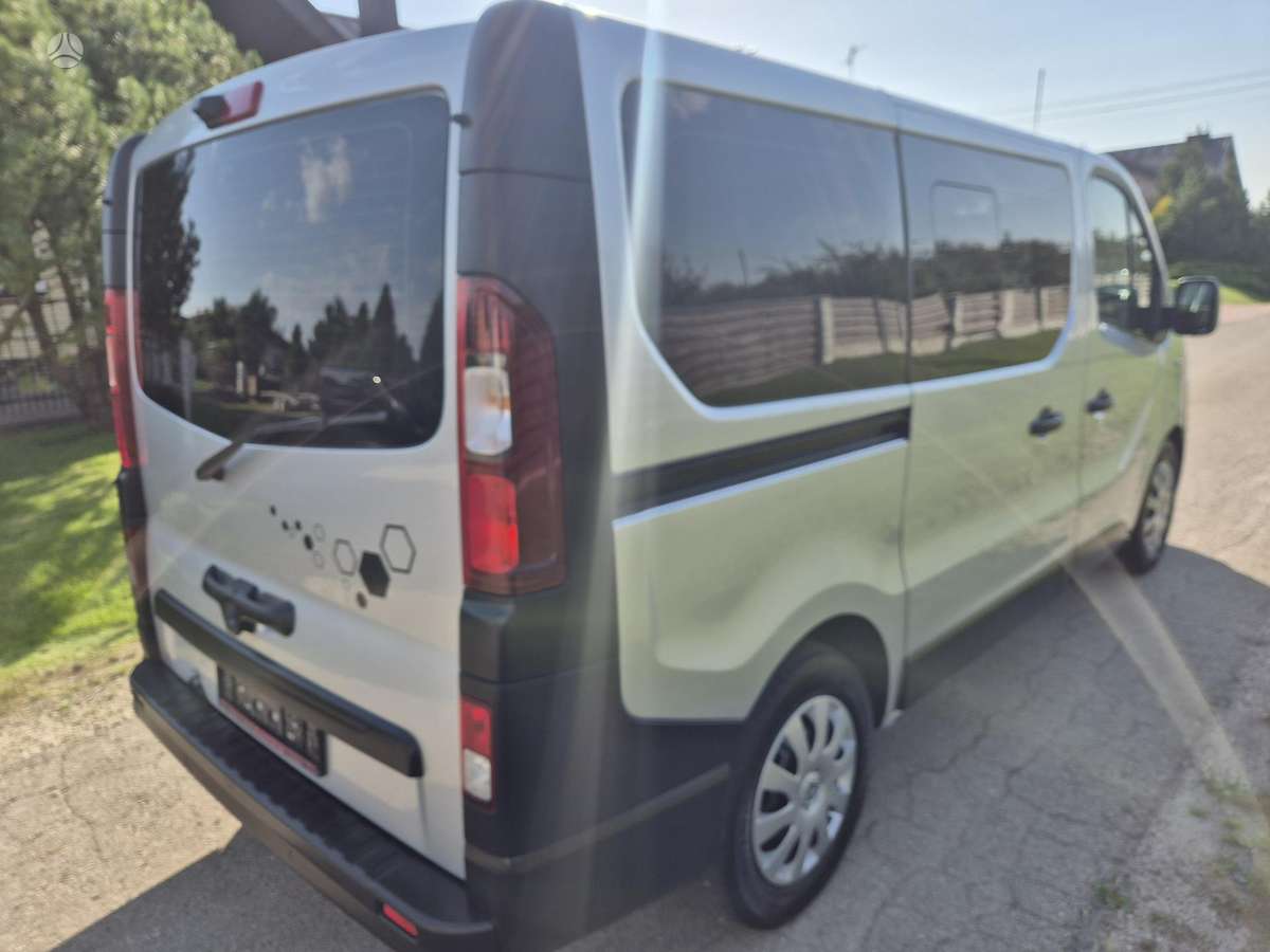 Renault Trafic - 4