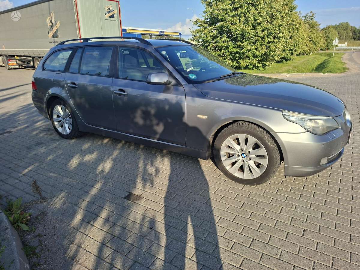 BMW 520, 2.0 l., wagon