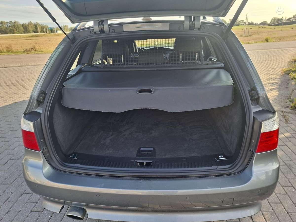 BMW 520, 2.0 l., Универсал
