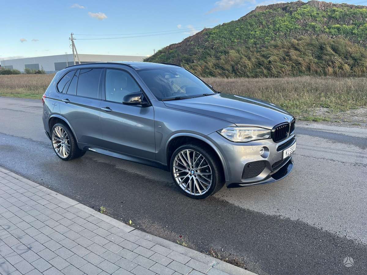 BMW X5, 3.0 l., Минивэн