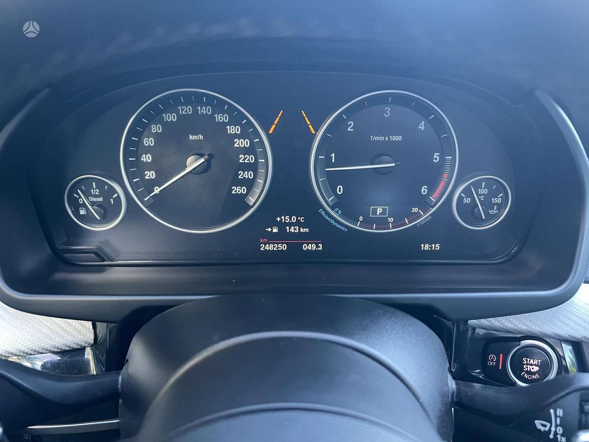 BMW X5, 3.0 l., mpv / minivan