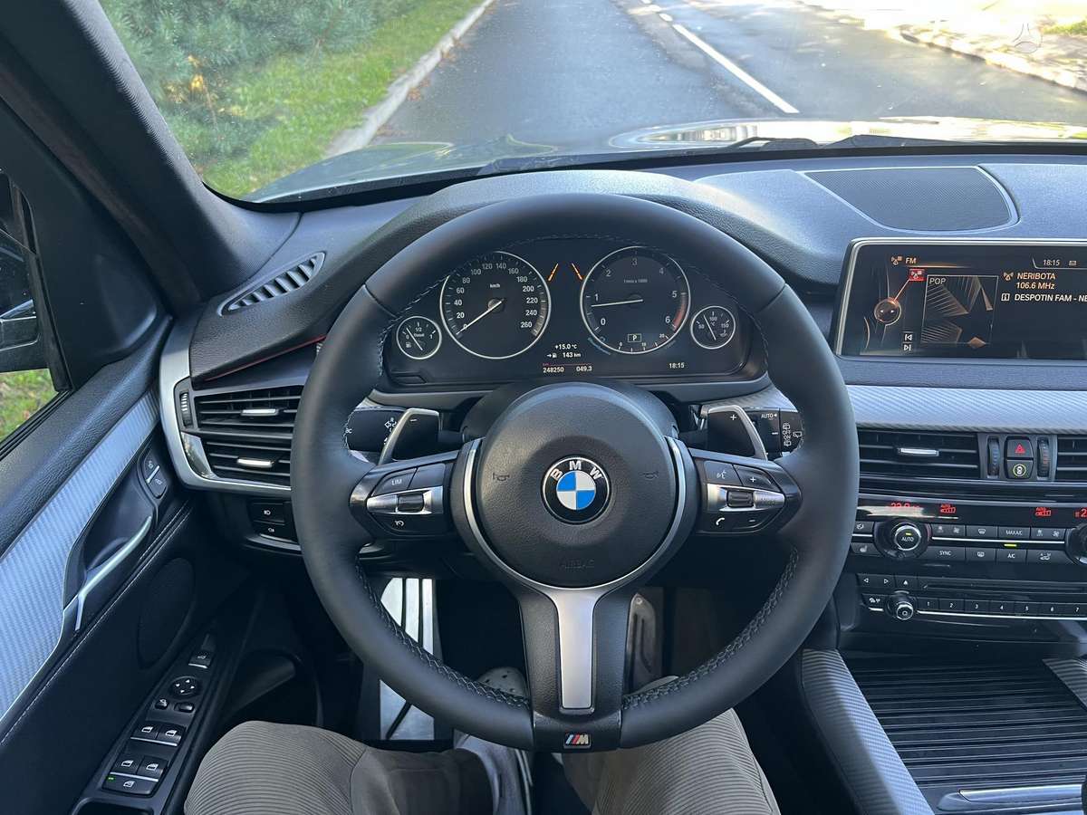 BMW X5, 3.0 l., Минивэн