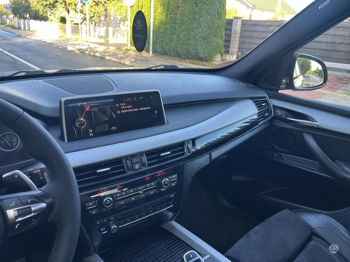 BMW X5, 3.0 l., Минивэн