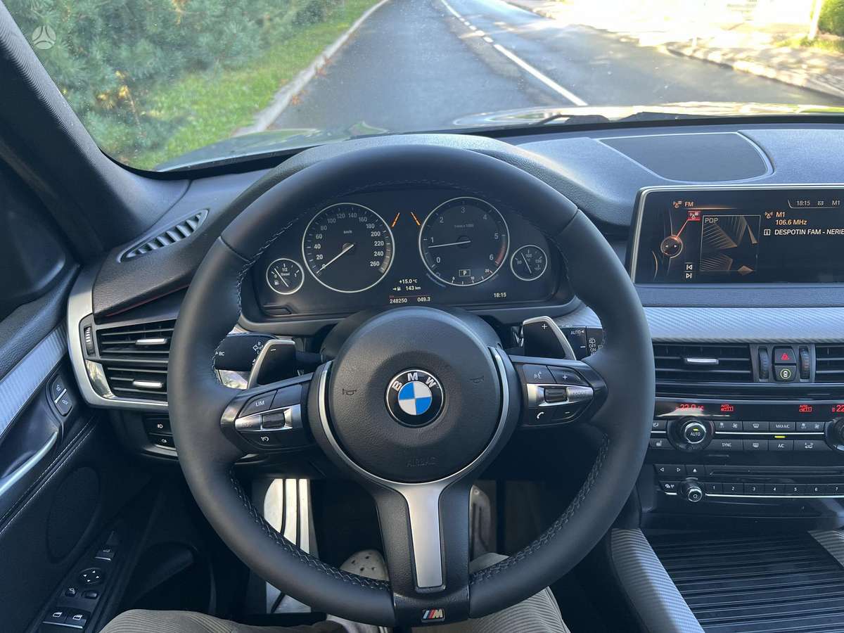 BMW X5, 3.0 l., Минивэн