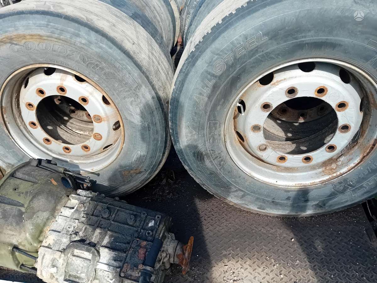 Bridgestone, всесезонные 385/65 R22,5